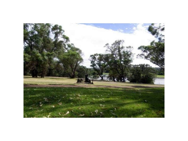 2 Phillips-Fox Terrace, Woodvale WA 6026