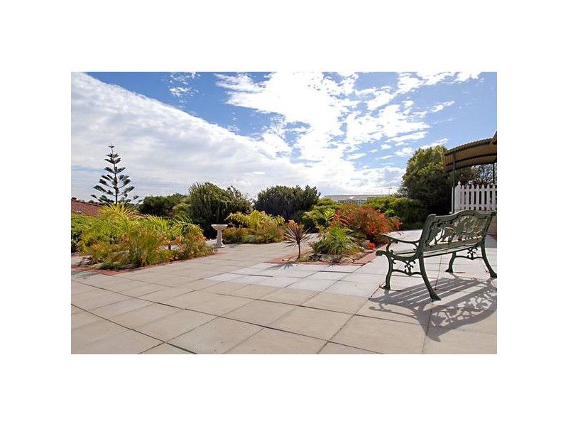 140 Caridean Street, Heathridge WA 6027