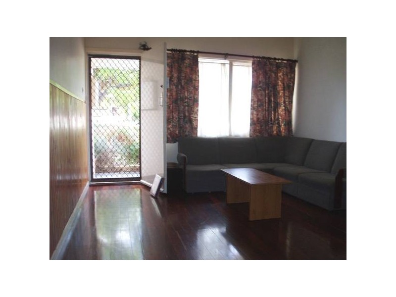 5 Poynings Street, Westminster WA 6061