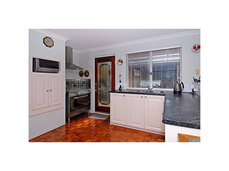 52 La Grange Loop, Currambine WA 6028