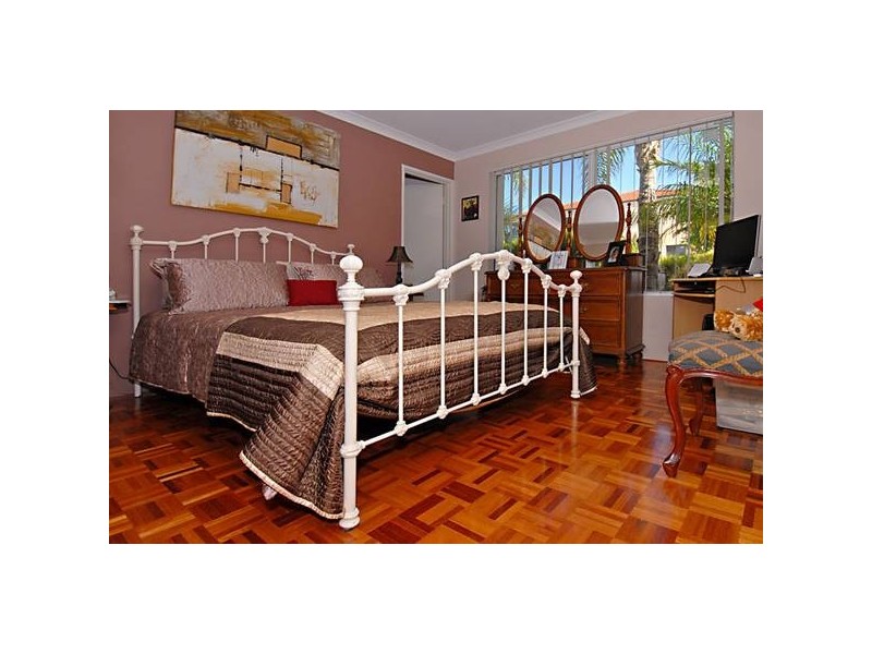 52 La Grange Loop, Currambine WA 6028