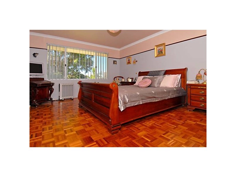 52 La Grange Loop, Currambine WA 6028