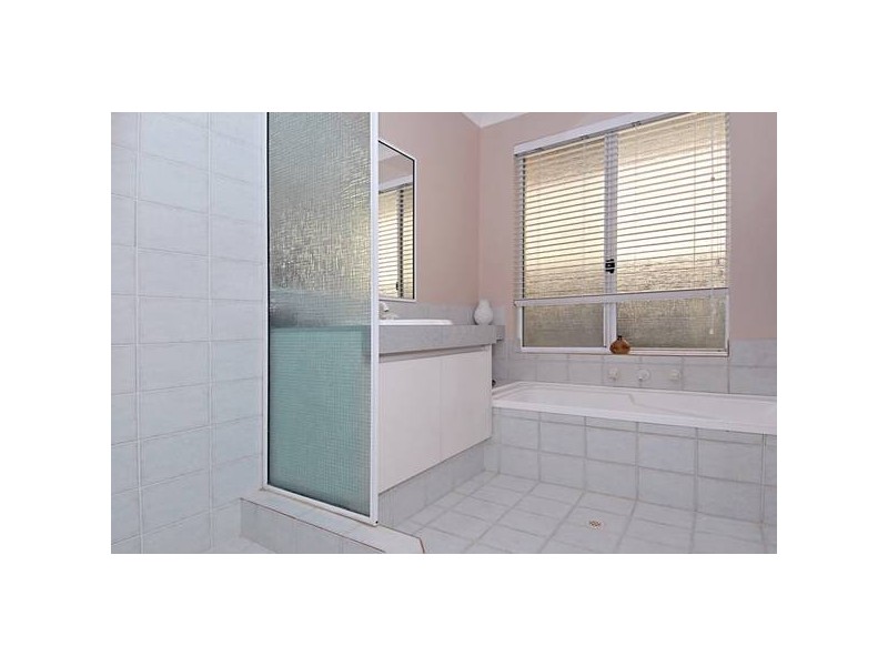 52 La Grange Loop, Currambine WA 6028