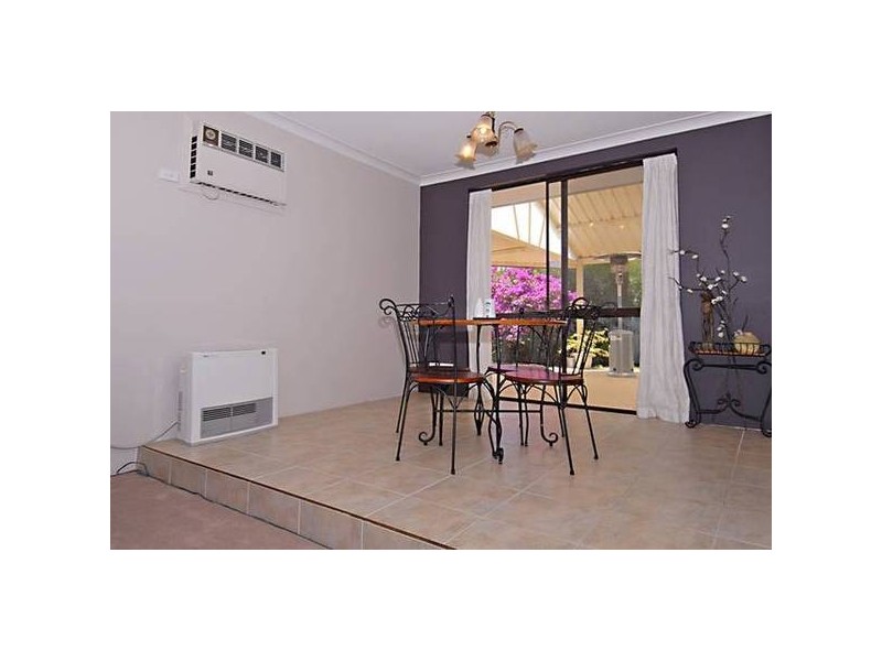 12 Leander Street, Beldon WA 6027