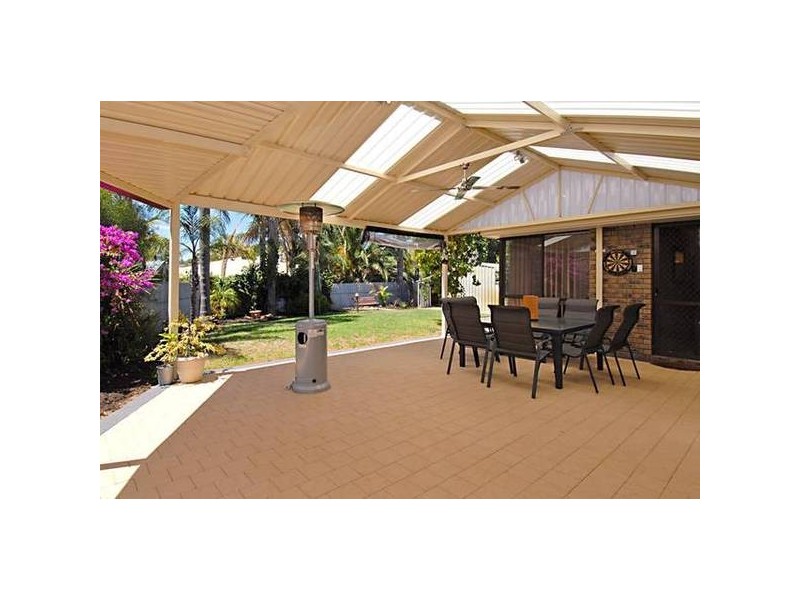 12 Leander Street, Beldon WA 6027