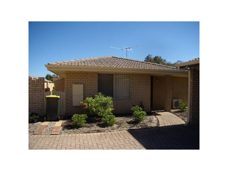4/169 Goollelal Drive, Kingsley WA 6026