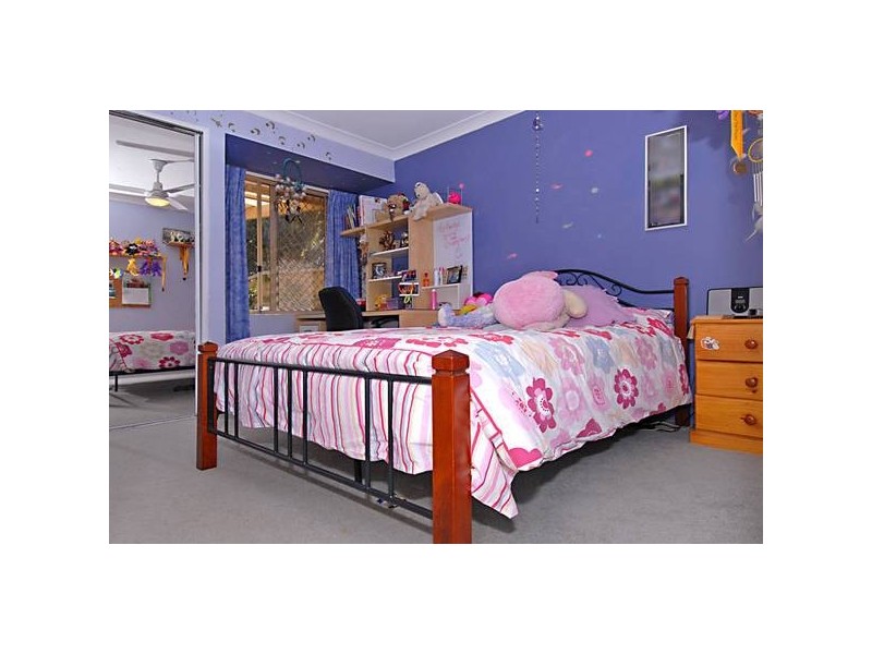 10 Lakehill Gardens, Edgewater WA 6027