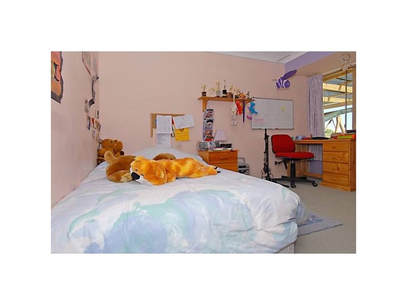 10 Lakehill Gardens, Edgewater WA 6027