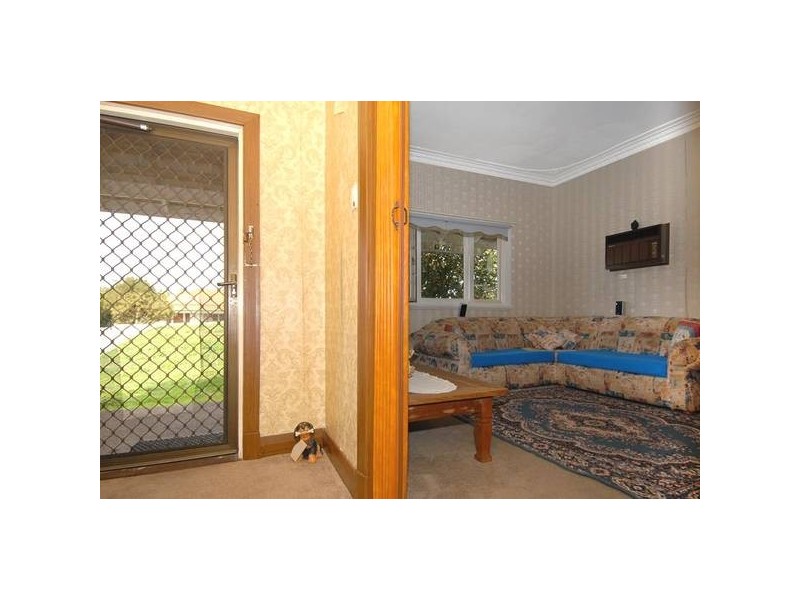 27 Traylen Road, Bayswater WA 6053