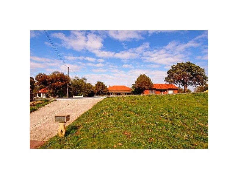 27 Traylen Road, Bayswater WA 6053