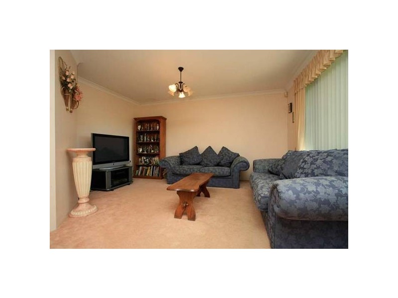 8 Leopold Court, Woodvale WA 6026