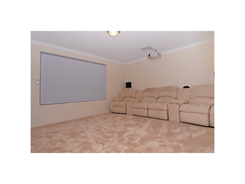2/29 Kathleen Street, Yokine WA 6060