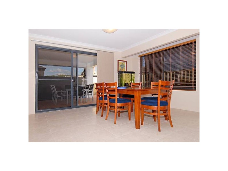 2/29 Kathleen Street, Yokine WA 6060