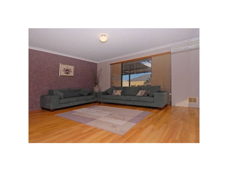 18 Cezanne Bend, Ashby WA 6065