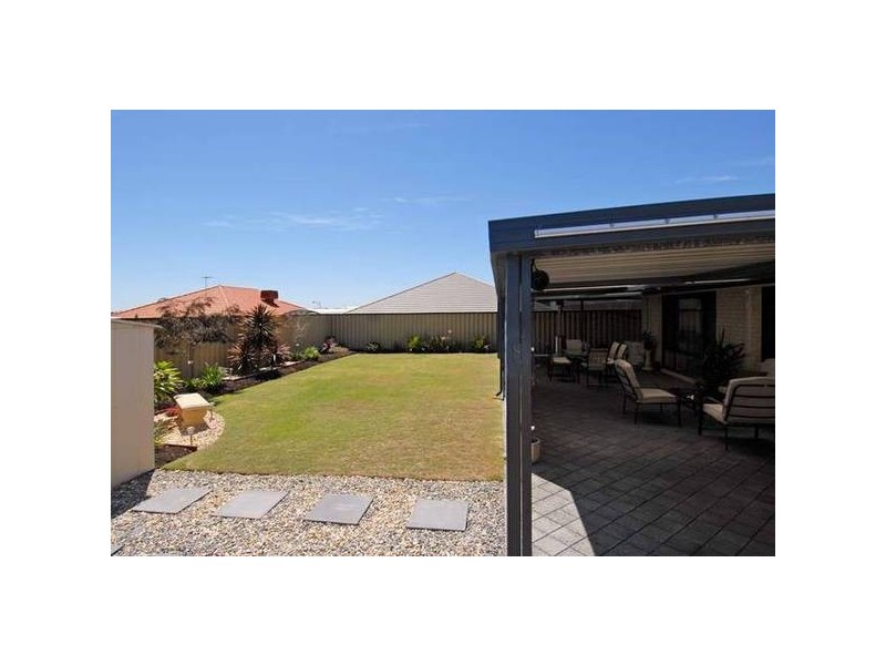 18 Cezanne Bend, Ashby WA 6065