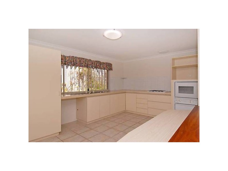 7 FERN PLACE, Woodvale WA 6026