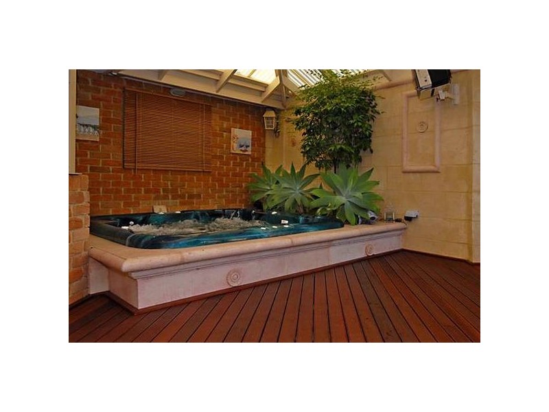 12 Grey-Smith Gardens, Woodvale WA 6026