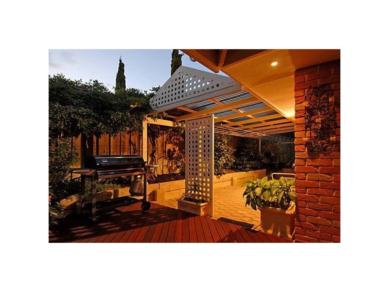 12 Grey-Smith Gardens, Woodvale WA 6026