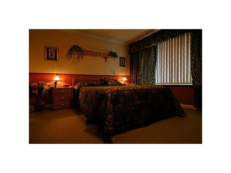 12 Grey-Smith Gardens, Woodvale WA 6026