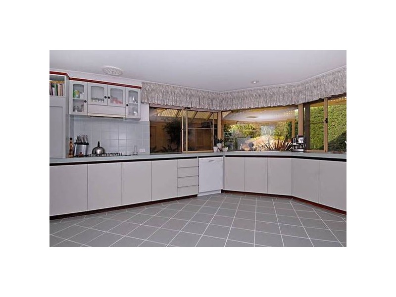 12 Grey-Smith Gardens, Woodvale WA 6026