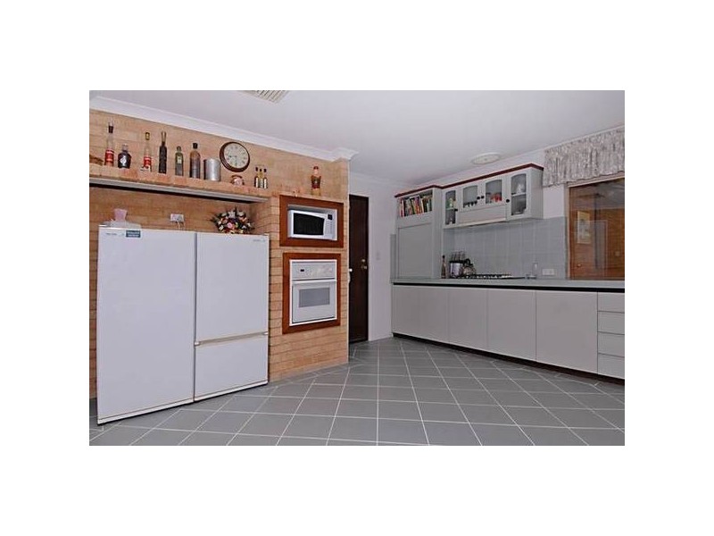 12 Grey-Smith Gardens, Woodvale WA 6026