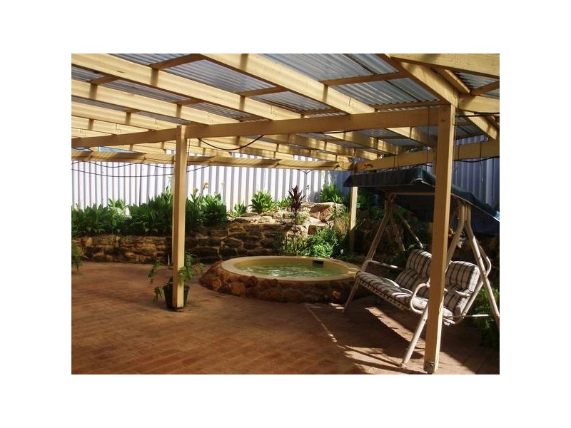 23 Fleetwood Circuit, Woodvale WA 6026