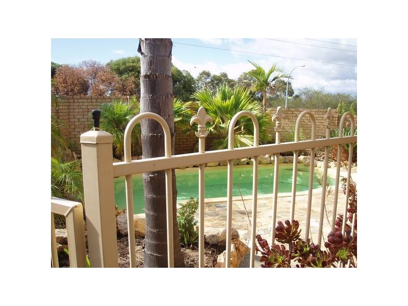 23 Fleetwood Circuit, Woodvale WA 6026