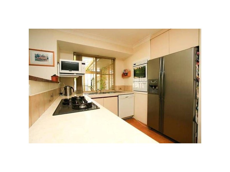 8 Leopold Court, Woodvale WA 6026