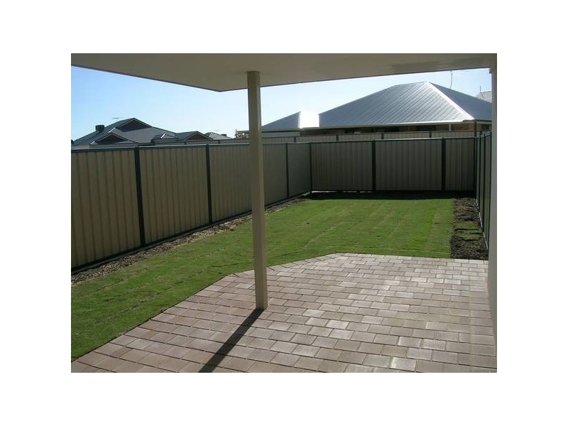 29 Nankeen Circle, Tapping WA 6065