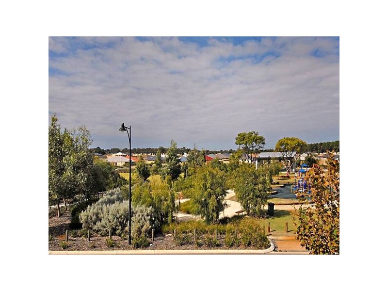 29 Nankeen Circle, Tapping WA 6065