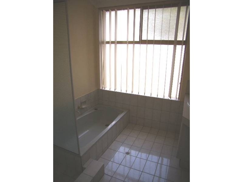 11 Pepperwood Grove, Woodvale WA 6026