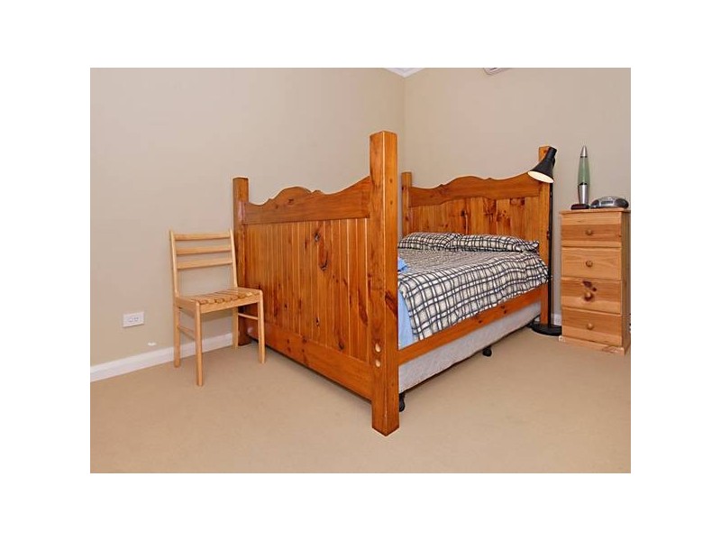 2 Lilac Hill, Madeley WA 6065