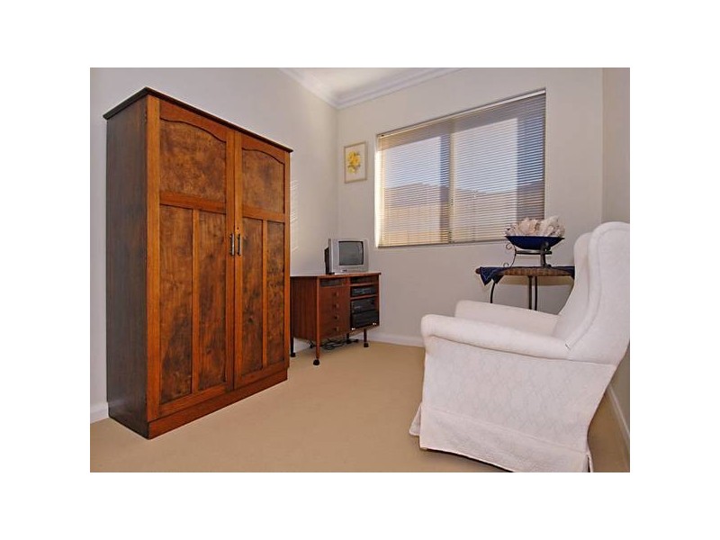 2 Lilac Hill, Madeley WA 6065