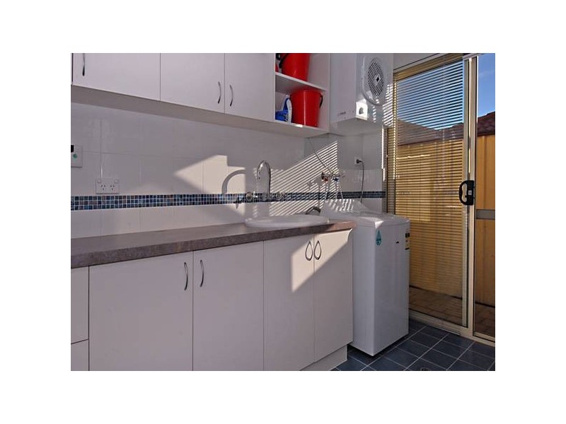 2 Lilac Hill, Madeley WA 6065