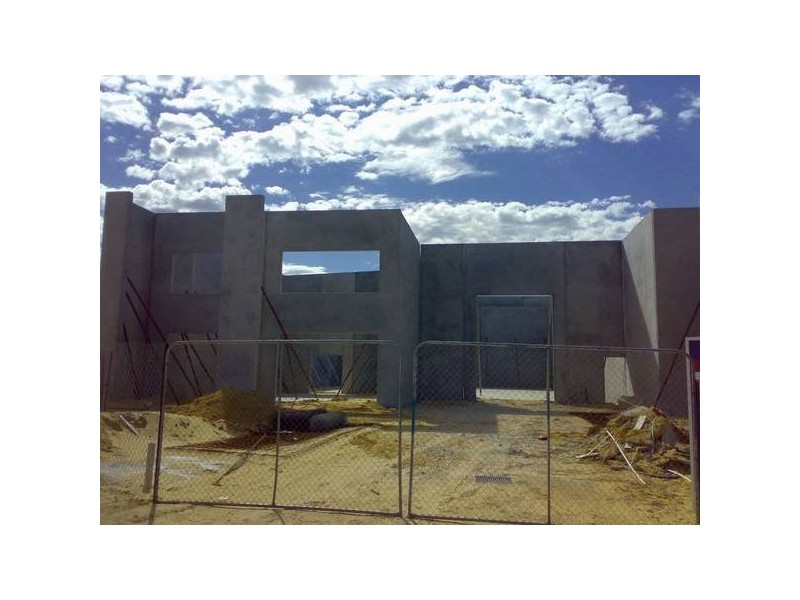 65 Discovery Drive, Bibra Lake WA 6163