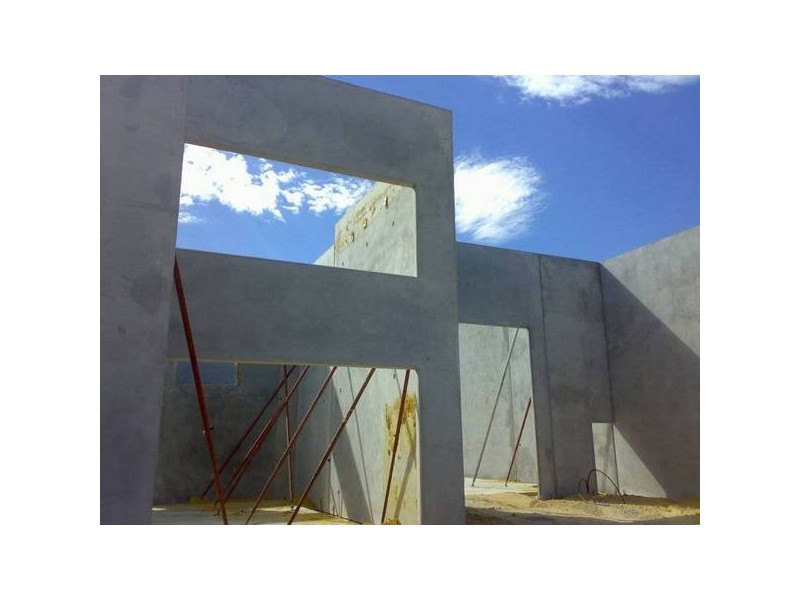 65 Discovery Drive, Bibra Lake WA 6163