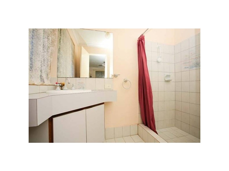 8 Leopold Court, Woodvale WA 6026