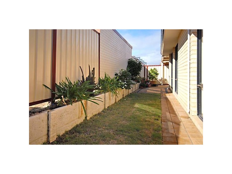 36 Sovrano Avenue, Madeley WA 6065