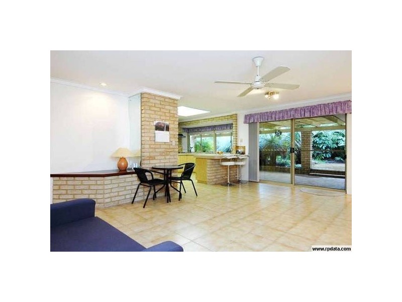 15 Huntingdale Crescent, Connolly WA 6027