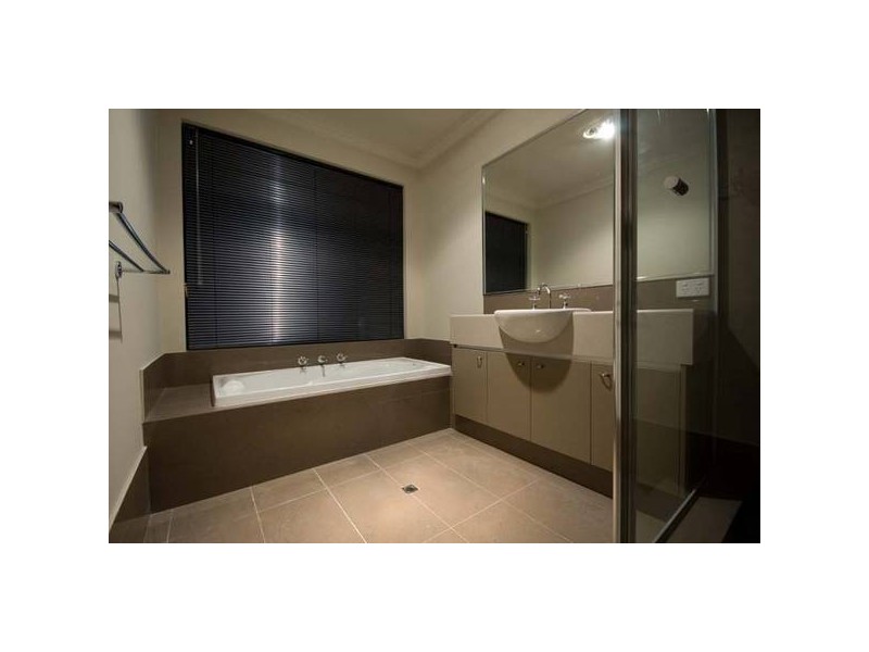 25 Goshawk Street, Tapping WA 6065