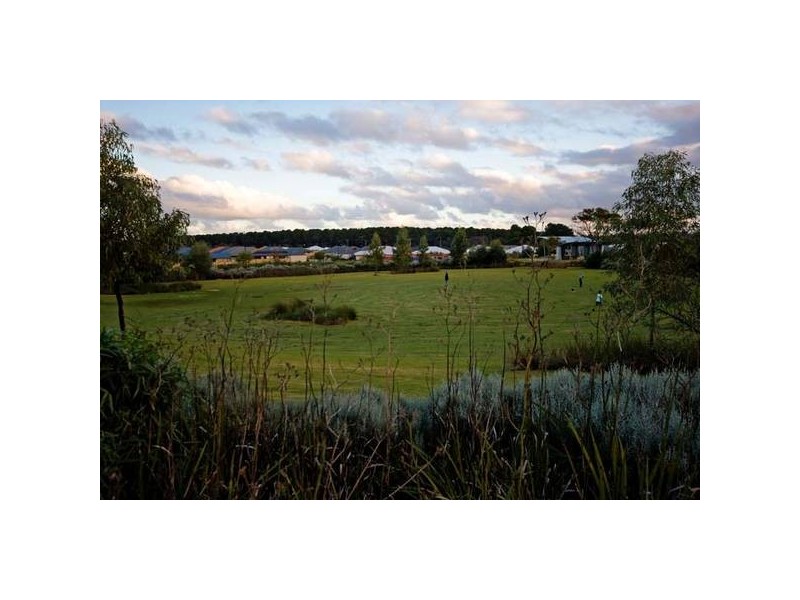 25 Goshawk Street, Tapping WA 6065