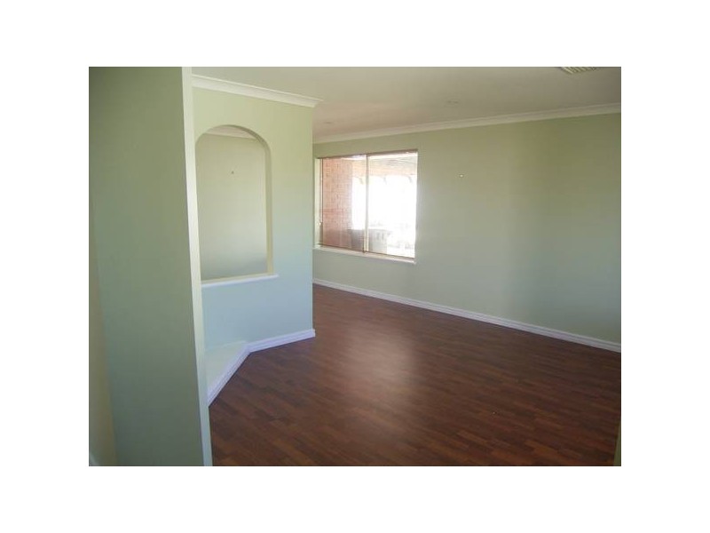 62 Cadoux Loop, Hocking WA 6065