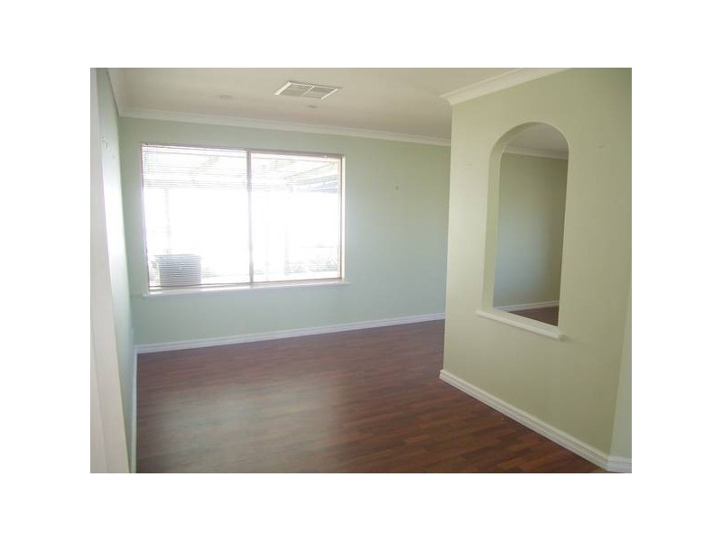 62 Cadoux Loop, Hocking WA 6065