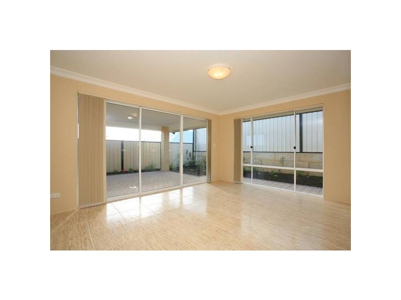 92 Liberty Drive, Clarkson WA 6030