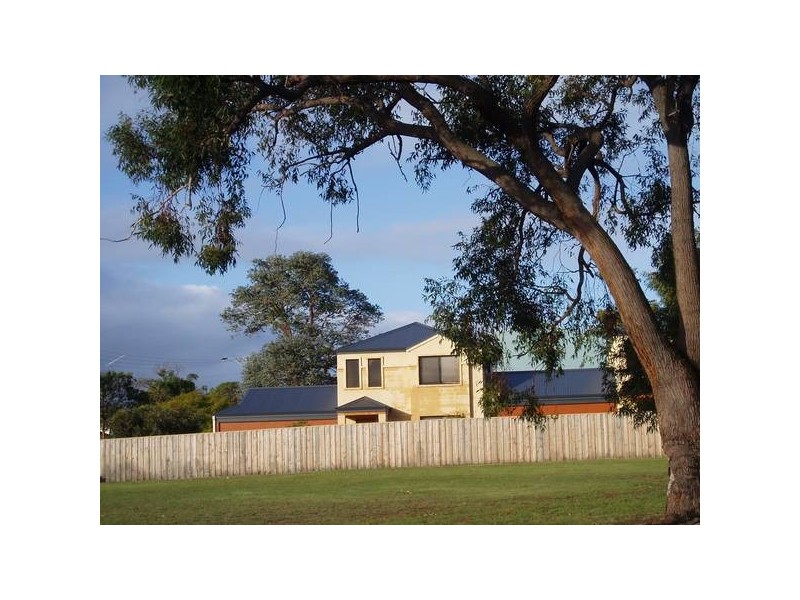 2A Shipley Place, Westminster WA 6061