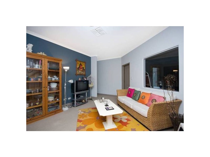 10 Tama Way, Pearsall WA 6065
