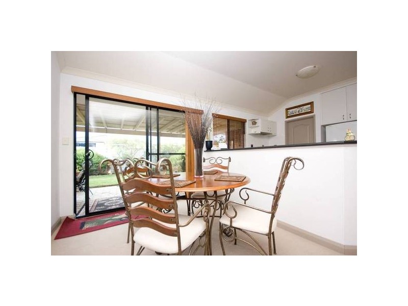 10 Tama Way, Pearsall WA 6065