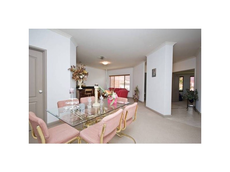 10 Tama Way, Pearsall WA 6065