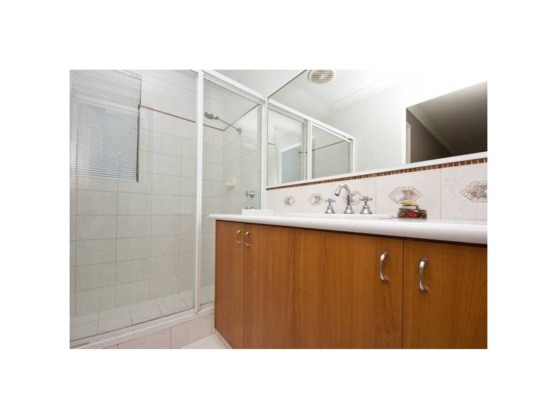 10 Tama Way, Pearsall WA 6065
