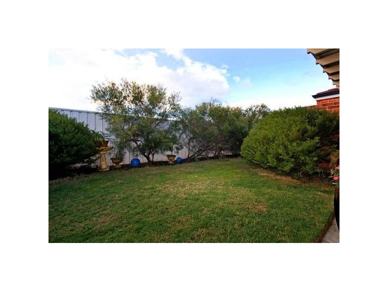 10 Tama Way, Pearsall WA 6065